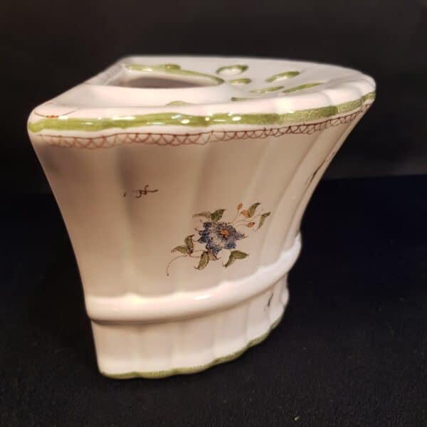 pique fleurs faience moustiers merveille et bout de chandelle 6